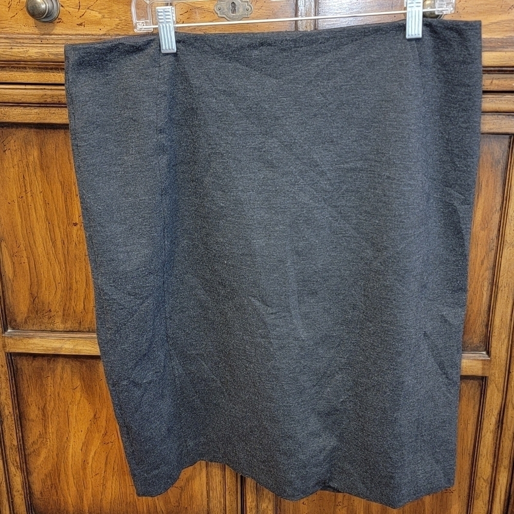 NEW YORK & CO Women' s 16 Stretch Skirt Gray Career office